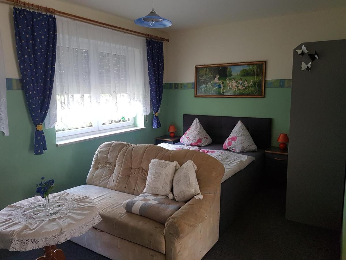 Landpension Zum Schweizerberg Neugrimnitz Экстерьер фото