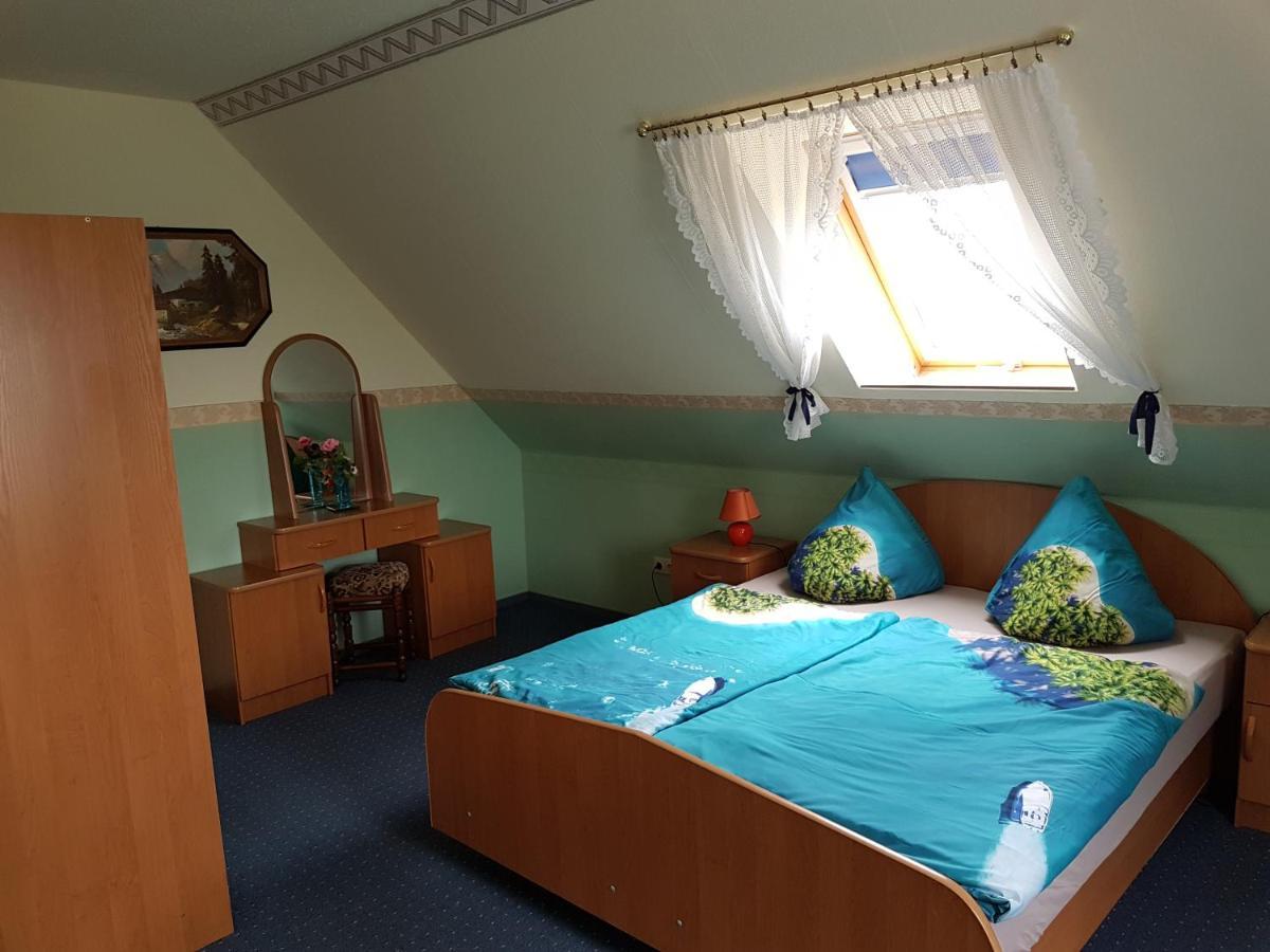 Landpension Zum Schweizerberg Neugrimnitz Экстерьер фото