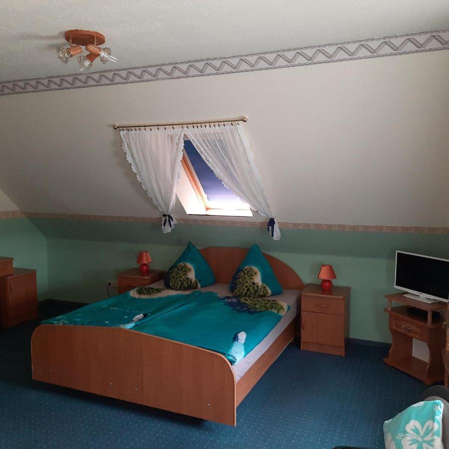 Landpension Zum Schweizerberg Neugrimnitz Экстерьер фото